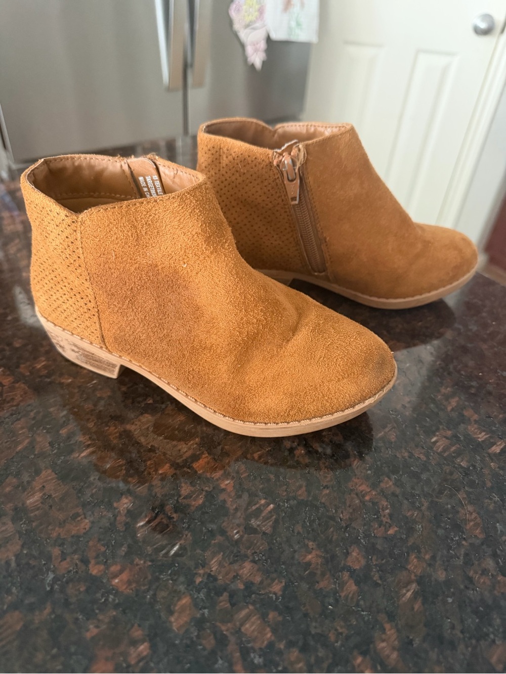 Cat & Jack Tan Suede Girls Ankle Boots